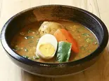 納豆とオクラのスープカレー Natto and Okra Soup Curry（カレー食堂 心 下北沢店）