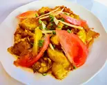じゃが芋 にんにく炒め・STIR-FRIED POTATOES AND GARLIC（インド料理神奈川カレーハウス）