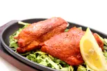 骨なしタンドリーチキン 2P (Boneless tandoori chicken 2peace 900)（スパイス弁当＆インドカレー専門店SSS）