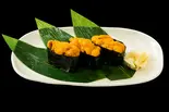 ウニ三貫（おたる亭 出前寿司）