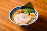 背脂塩中華そば（旭がのぼるまで）