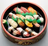 紅梅 (こうばい)〈1.5人前〉14貫（出前寿司千両箱 総本店）