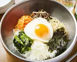 ビビンバ 비빔밥 Bibimbap（チキンなら）