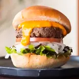 クラシックバーガー（panel cafe 名古屋駅前店）