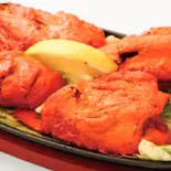 【 201 】タンドリーチキン2P Tandoori Chicken2P（インドとアジアの料理 サンティ）