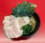 肩ロースちゃーしゅーめん（横浜家系ラーメン 武虎家 暁 仙川店）
