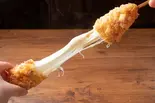 チーズドッグ(美味辛厨房 まるから 千葉中央店)