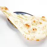ガーリックナン Garlic Nan(CUGINI MOMO COTTAGE)