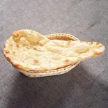 ガーリックナン Garlic Nan（ワルチ）
