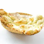 ガーリックナン/Garlic Nan（インド料理＆バー サクラ）