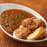【ボリューム満点】唐揚げ4個の本格インドカレー Indian Curry with 4 Pieces of Fried Chicken（THAIND(タインド)|ガパオ・タイ料理＆本格インドカレー）