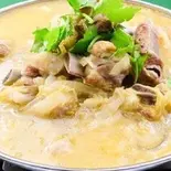 漬け白菜とスペアリブの煮込み（中国飯店 福龍門）