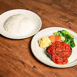【ライス付】オリジナルトマトソース和牛仕様ビーフハンバーグ(160グラム)（Grill＆bar Areva(ミート高橋)）