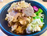 牛コーネ300g丼（お弁当とまぜそば ラーメン居酒屋統領）