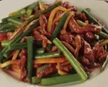牛肉とニンニクの芽炒め(萬福菜館)