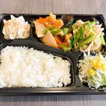 とり肉の甘酢炒めと野菜炒め(ライスおお盛り無料)（和之味）