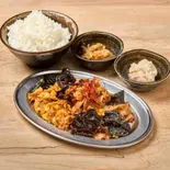 豚肉と木くらげ玉子炒め弁当(シウマイ酒場 創笑商店)