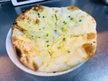 ガーリックチーズナン garlic cheese nan（本格インド料理 ザイカ）