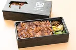 牛カルビ焼肉弁当 お肉 2.0倍（牛角 福岡キャナルシティ前店）