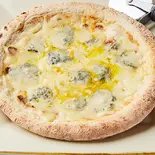 ゴルゴンゾーラと蜂蜜のピッツァ（DiningBar ミラコロ）