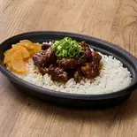牛すじ煮込み丼 Stewed Beef Tendon Rice Bowl(【気分の上がるお弁当】AGARUKE LAB. by FOOD RECORDS 糀谷)