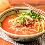 BÚN BÒ SỐT VANG・特撰牛肉煮込みのビーフン（ベト街-PHOVIET）