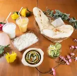 ほうれん草チキンカレーセット（タイインドレストランアジアンスター）