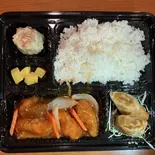 スブタ・春巻き・シューマイ（蓮香園 新館）