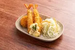 コロッケ＆エビフライ（宮本むなし 地下鉄東三国駅前店）