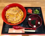 うな丼姫+豚丼特盛（大衆鰻 弁天屋）
