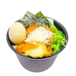味玉鶏めし〈チーズ＆トマトソース〉チキンスープ付（鶏そば かぐら屋 西新宿店）