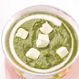ほうれん草&インドチーズカレー/ Palak Paneer Curry(パリワール PARIWAR 関大前店)