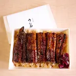うなぎ極み一本重(1尾まるごと)（うな銀 三河一色）
