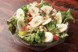 低温調理のしっとり鶏胸肉のパワーサラダ（ヘルシー＆パワーサラダ サラダ大学 住吉校）