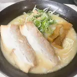 とんこつラーメン チャーシュー2枚（西松家）