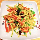糸瓜と豚耳の和え物 瓜丝猪耳（人間煙火）