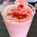 ストロベリーラッシー(strawberry lassi)（Royal Curry House）