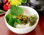 【出汁香る】ピリ辛高菜のお茶漬け（出汁香る・京茶漬け専門処まみれ 心斎橋店）