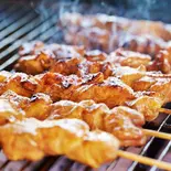 鶏かわ たれ焼(焼鶏屋 太陽と大地)