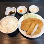 ロースかつ2.5倍定食（とんかつは飲み物。西武新宿店）