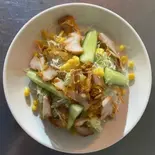2.チキンサラダ Chicken Salad(ミザス カレーハウス)