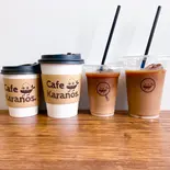 カフェオレ（軽食とデザート。Cafe Karanos[カラノス]）