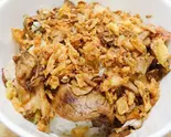 フライドオニオン豚丼（つけ麺大戦争 弘明寺店）