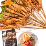 エビ・サテー焼き 12尾 TÔM NƯỚNG SA TẾ 12 CON(ベトナム料理チェーサインレストラン)