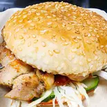 クリスピーチキンバーガー CRISPY CHICKEN BURGER（URBAN ZAIKA）