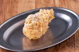 豚大門チキン[チーズ]1本（豚大門市場 馬喰町2号店）