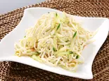 中国干し豆腐の冷菜（満洲園 餃子酒場）
