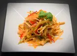 干し豆腐と長ネギの辛味冷菜（中国東北家郷料理 永利 池袋本店）