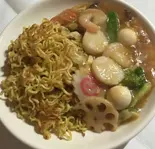海鮮あんかけ焼きそば（台湾伝統料理 秀玉 シュウギョク）