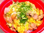 【定番メニュー】 親子丼（餃子工房 ちびすけ 東心斎橋店）